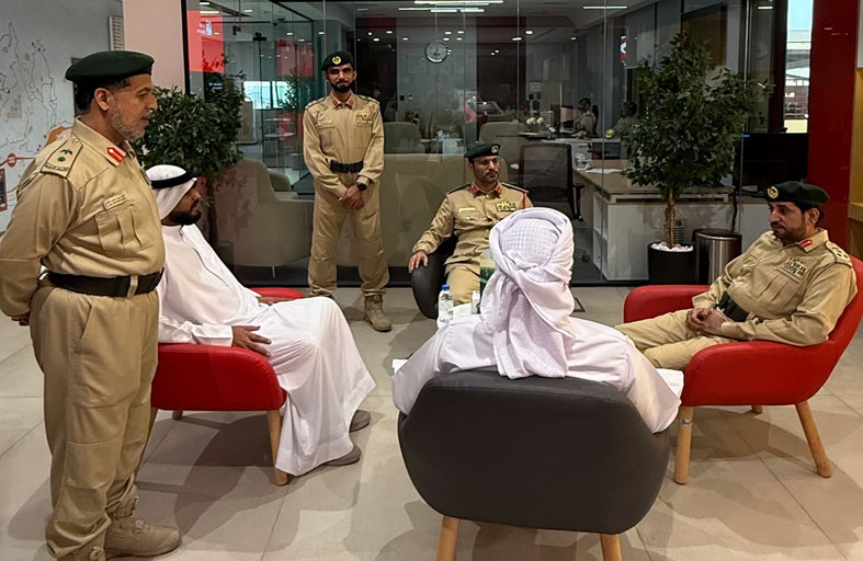 مدير مركز شرطة حتا: نحرص على جودة الخدمات المُقدمة إلى أفراد المجتمع