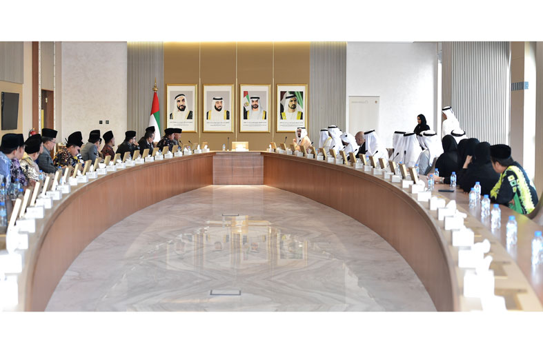  الشؤون الإسلامية تكرّم الوعاظ والواعظات الإندونيسيين بعد حضورهم دورة تأهيلية