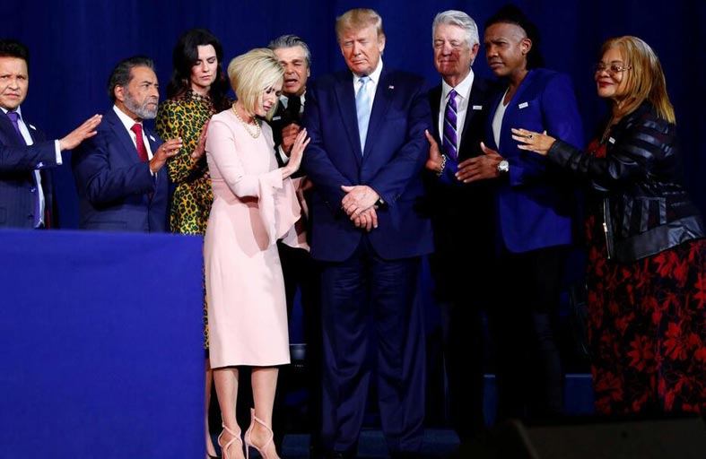 الإنجيليون ينطلقون في حملة من أجل دونالد ترامب...!