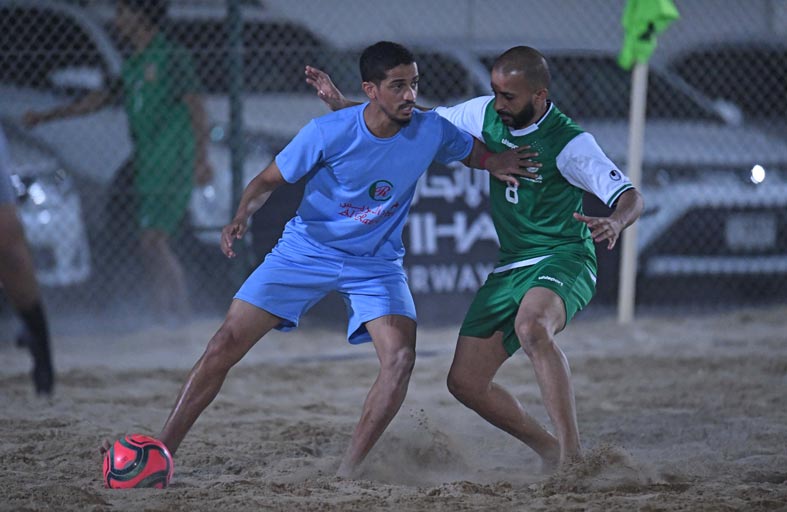 الإمارات وشرطة دبي في صدارة دوري كرة القدم الشاطئية