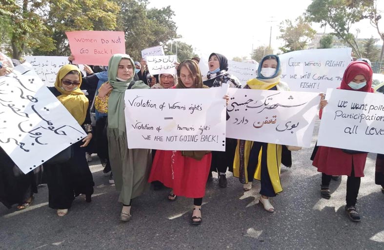  مسعود يقر بسقوط بانشير.. ويدعو إلى انتفاضة وطنية بأفغانستان