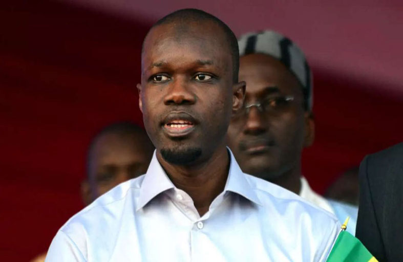  سونكو يحذر من «فوضى» في السنغال إذا منِع من الترشح 