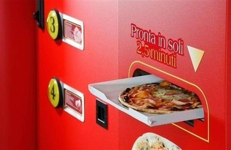كيف استقبل الإيطاليون ماكينة بيع البيتزا؟