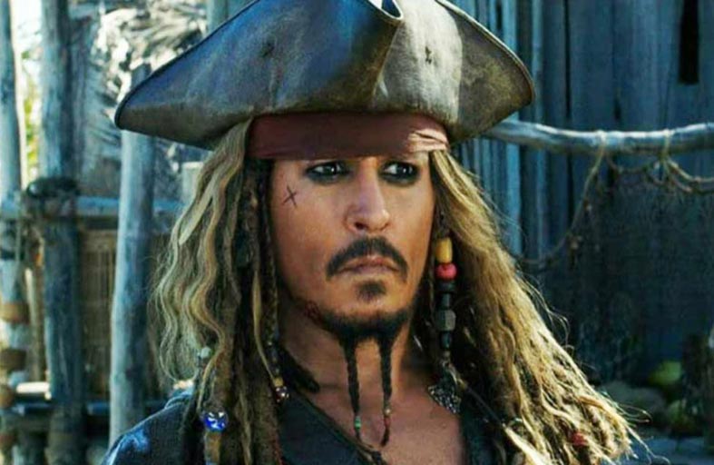 شائعات عن عودة جوني ديب لدور جاك سبارو في فيلم Pirates Of The Caribbean