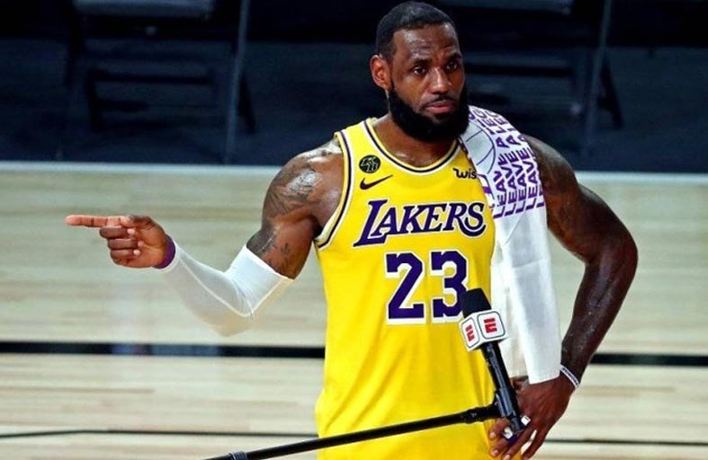 ليبرون جيمس يريد شراء فريق في لاس فيغاس 