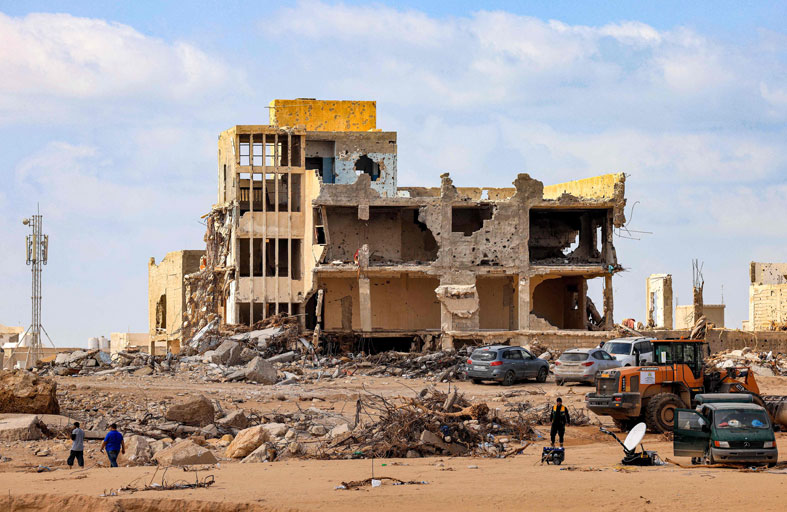 درنة .. سكان تحت الصدمة يروون اللحظات الأولى للكارثة 