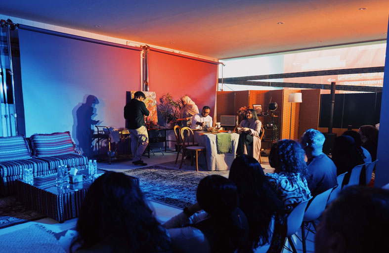 «جريمة في المجلس».. مسرحية محلية تُشرك الجمهور في فكّ اللغز