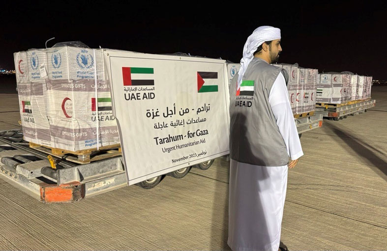 الإمارات ترسل 25 طنا من المساعدات الإغاثية العاجلة للأشقاء الفلسطينيين في قطاع غزة 