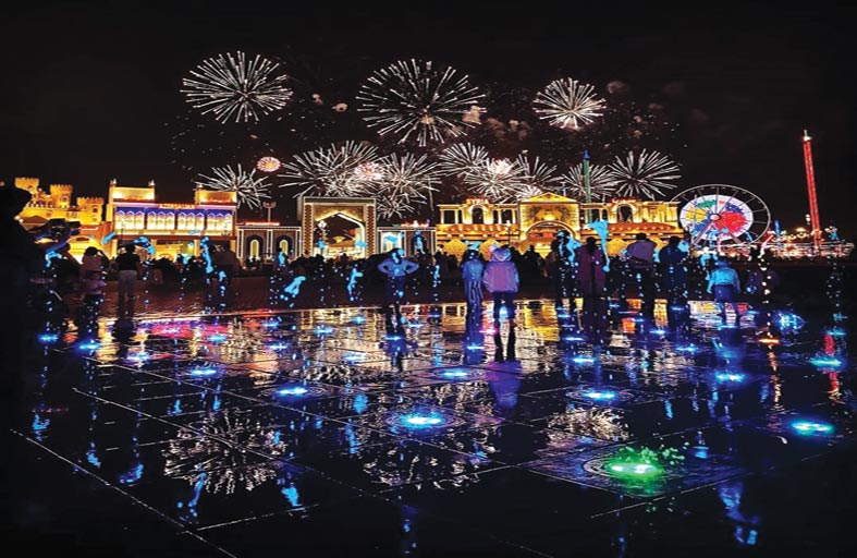 دبي تحتفل بمهرجان ديوالي بأنشطة الترفيه العائلي وعروض النوافير الراقصة