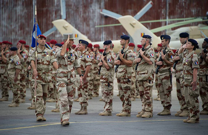 «فرنسا ارحلي!»، عبارة تتردد في أفريقيا...!