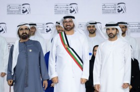محمد بن راشد يمنح محمد القرقاوي وشاح محمد بن راشد تقديراً لجهوده المستمرة في خدمة الوطن