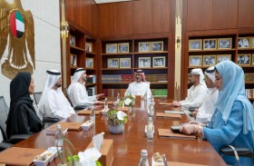 عمار بن حميد يطلع على خطط تنفيذ برنامج تصفير البيروقراطية الحكومية