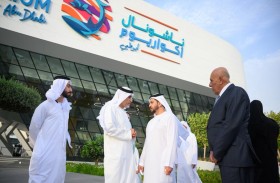 حمدان بن زايد يطلع على الجهود المبذولة لإعادة تأهيل الأنواع البحرية في أبوظبي