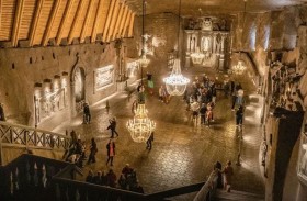 مملكة ملحية تحت الأرض تجذب 9 آلاف زائر يومياً