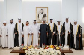 زايد بن محمد بن زايد يحضر حفل استقبال بمناسبة زفاف أنجال صالح سليم المنهالي