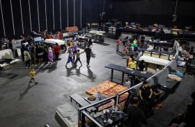 في ملهى راق أو في شوارع بيروت.. محنة النازحين في لبنان واحدة 