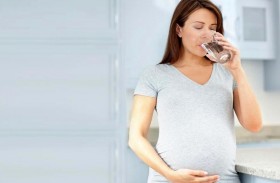 ما علاج انخفاض السائل الأميوني أثناء الحمل؟