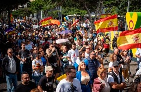 تظاهرات حاشدة ضد الهجرة في جزر الكناري الإسبانية 