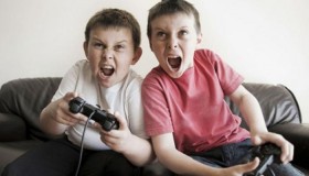 ألعاب الفيديو خطر على الأطفال