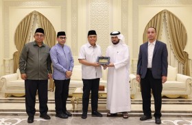 مجمع القرآن بالشارقة يبحث التعاون مع مؤسسة «السلام في العالمين» الإندونيسية