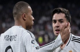 مبابي يعالج حكيمي نفسياً ويدعم دياز