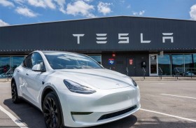 زلزال صيني يضرب نفوذ إيلون ماسك في أوروبا