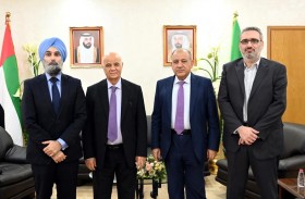 تعزيز التعاون بين جامعة الشارقة ومعهد  تشارترد البريطاني