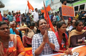 8 نساء ضحايا تدافع داخل معبد شرق الهند