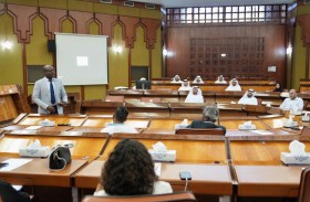 بلدية مدينة أبوظبي تواكب اليوم العالمي للصحة والسلامة المهنية بورشة توعوية للعاملين في المواقع الإنشائية