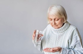 هل يحتاج كبار السن مكملات فيتامين «د» والكالسيوم؟