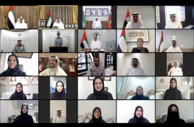 سيف بن زايد يشهد تخريج دفعة جديدة من دبلوم إسعاد المتعاملين بالداخلية