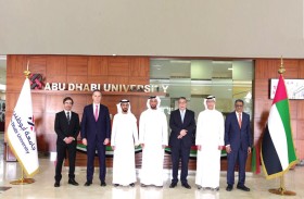 جامعة أبوظبي ومجموعة الصقر المتحدة توقعان اتفاقية تعاون 