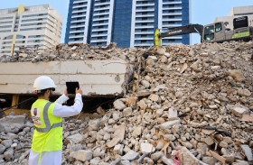 بلدية أبوظبي تكثّف الرقابة والتوعية بمتطلبات السلامة في أعمال هدم المباني