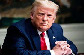 حكام ولايات موالون لترامب يتنافسون لاستمالة قاعدته الناخبة