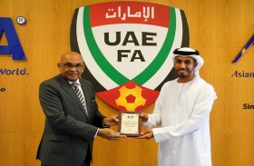 الاتحاد الآسيوي لكرة القدم يُكرم محمد بن هزام