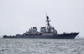 الجيش الصيني يطلق تحذيراً لسفينة حربية أميركية