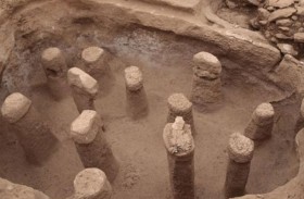 اكتشاف قرية أثرية أقدم من الأهرامات بـ7000 عاماً