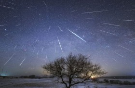 زخات شهب الأسديّات تسطع في سماء الإمارات في نوفمبر