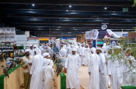 جمعية الإعلام السياحي الإماراتية تستهل أنشطتها بزيارة «أبوظبي للصيد والفروسية 2026»