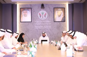 لجنة الهياكل التنظيمية في الشارقة تبحث تطوير هياكل البلديات