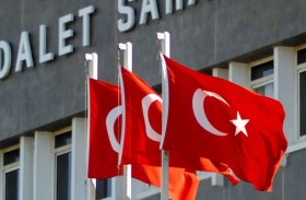 معركة قضائية تشتعل في تركيا  المتهم قضاة المحكمة الدستورية