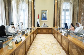 منصور بن زايد يؤكد أهمية الدور المحوري للصندوق في دعم الدول النامية ومساندتها