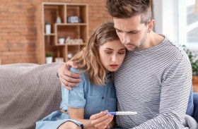 سياسي بولندي يقدم تفسيرا غريبا لقلة الإنجاب