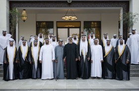 خالد بن محمد بن زايد وسيف بن زايد يشهدان العرس الجماعي لقبيلة الهواشم