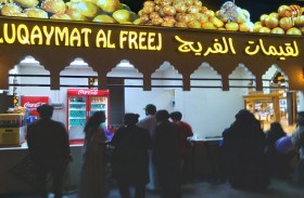 الأكشاك امتداد للمطاعم بالقرية العالمية بدبي.. (1)