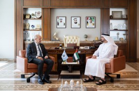 سيف بن زايد يلتقي رئيس «الإنتربول» على هامش «مؤتمر الأمم المتحدة لمنع الجريمة»