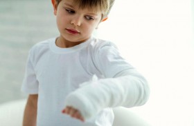 كسر العظام في الطفولة علامة خطر مستقبلية