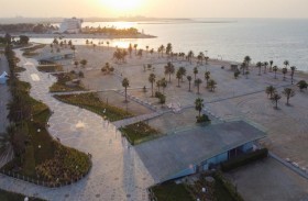 بلدية الظفرة تنفذ مشاريع لتطوير البنية التحتية وتجميل شاطئ المرفأ