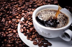 مقارنة بين تأثير القهوة والشاي الأخضر على مرضى الضغط