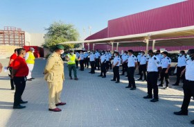 شرطة دبي تؤهل وتُدرب حراس أمن القرية العالمية في المجال المروري